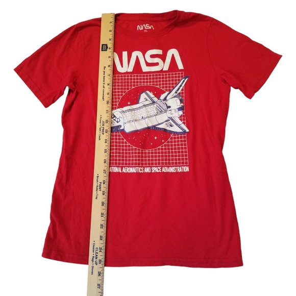 Teen Unisex Graphic T Tshirt XL NASA Red Spaceship Space Shuttle Juniors Tagless - Picture 7 of 14